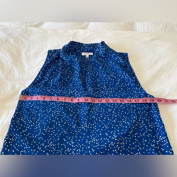 Equipment | Women’s Small | Blue Cheyenne Dot Print Sleeveless Blouse Tunic EUC - Picture 4 of 6